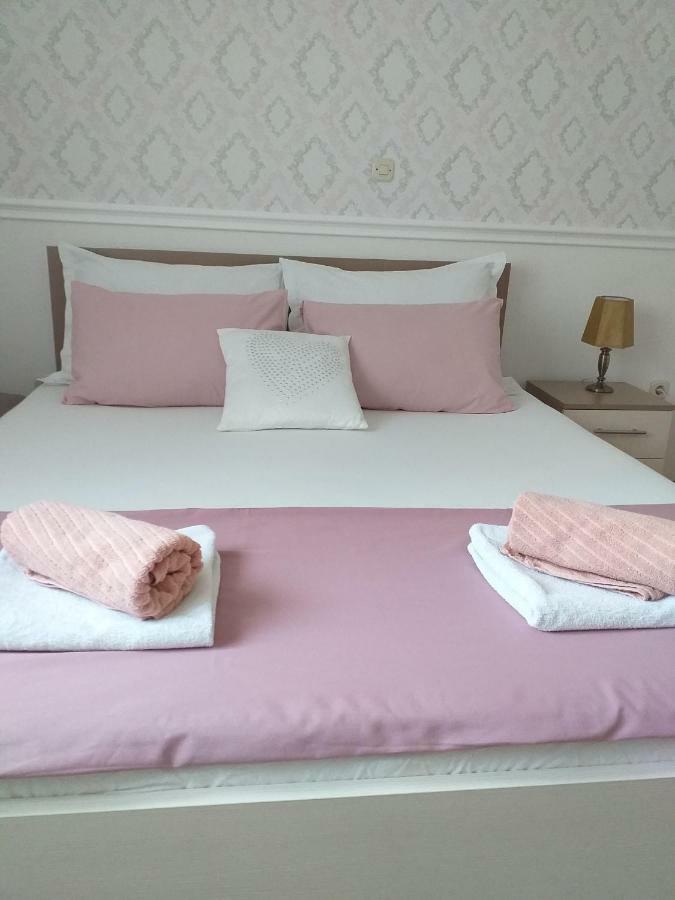 Apartman Jurilj マカルスカ エクステリア 写真