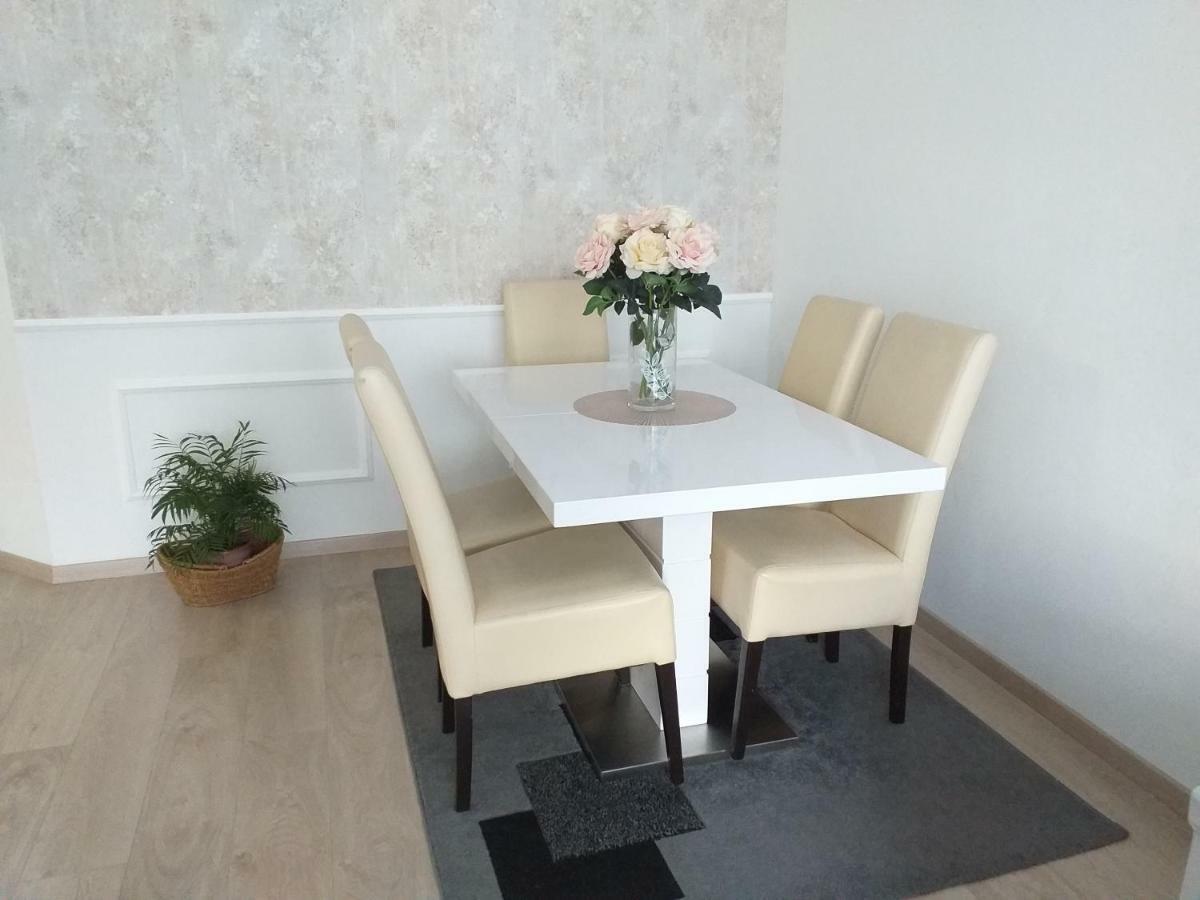Apartman Jurilj マカルスカ エクステリア 写真