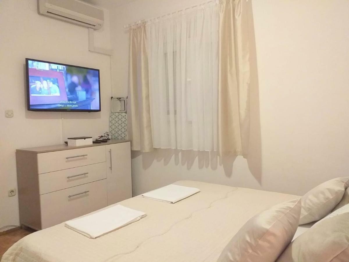 Apartman Jurilj マカルスカ エクステリア 写真